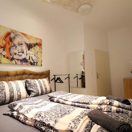 Private Double Bedroom Rf2 Wien Eksteriør bilde